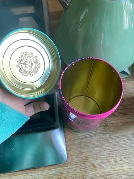 Photo of free Fortnum & Mason tin (Herne Hill, SE24) #2