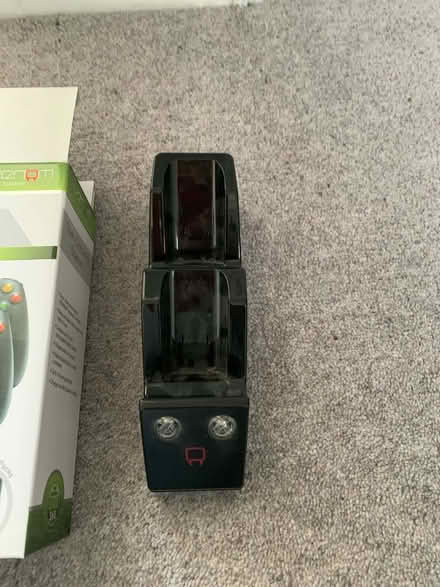 Photo of free X box docking station (BR1 sundridge park) #2