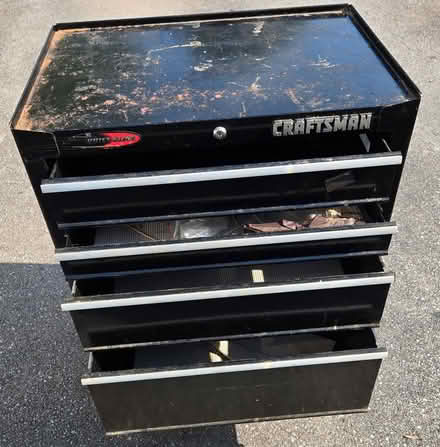 Photo of free Craftsman Steel Rolling Cabinet (Cloverhill 3) #4