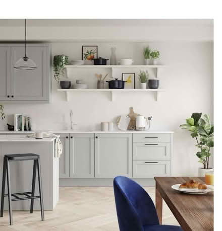 Photo of free B&Q Testers Valdez 50ml and Dulux Timeless 30ml (Dog Kennel SE15) #1