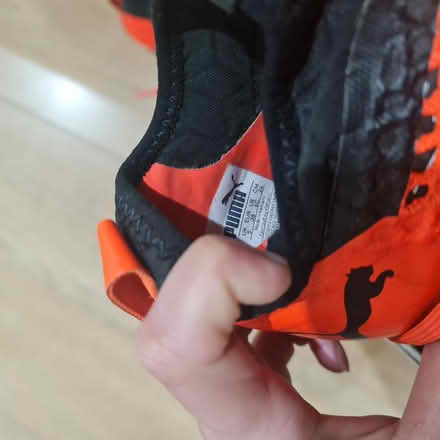 Photo of free PUMA Football shoes (Wallington SM6) #2