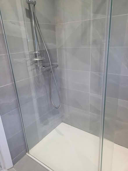 Photo of free Shower and Shower Screen (Worthing BN11) #1