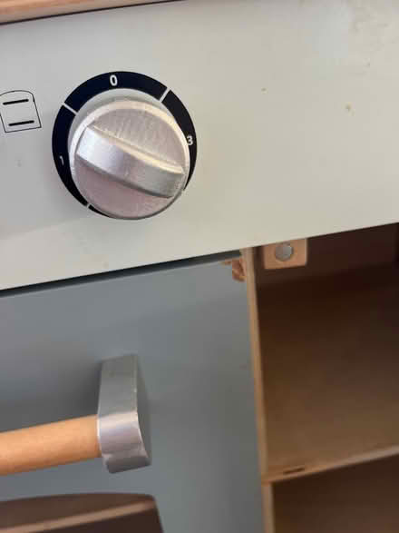 Photo of free Toy kitchen (Horton Kirby DA4) #3