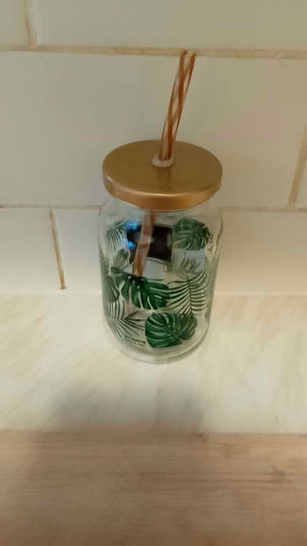 Photo of free Drinking cup with lid. (Potters Bar EN6) #2