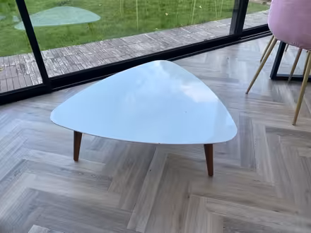 Photo of free Coffee table (Richmond TW10) #1