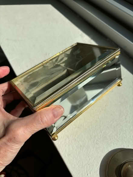 Photo of free Glass jewelry/music box. Vintage (Upper West Side) #3