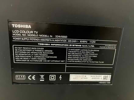 Photo of free Toshiba lcd colour tv 32AV555D (LE2 Leicester) #4