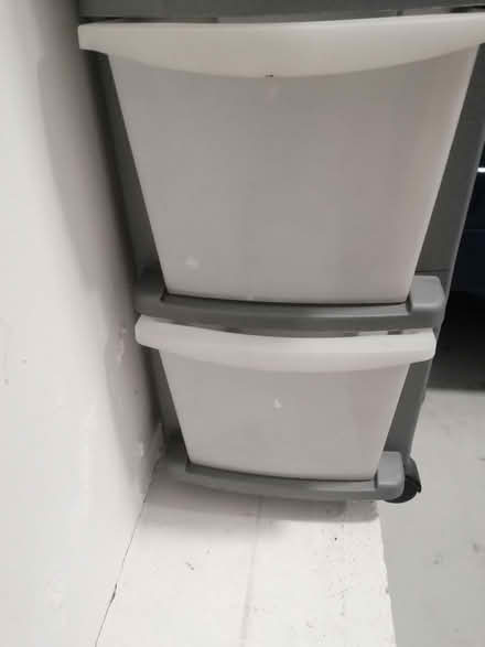 Photo of free Plastic drawerbset of 5 (Willesden, NW10) #3