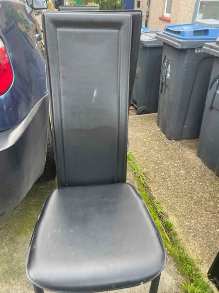 Photo of free 4 chairs (CR0) #2