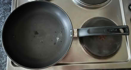 Photo of free 2 Tefal Frying Pans (Central Reading RG1) #1