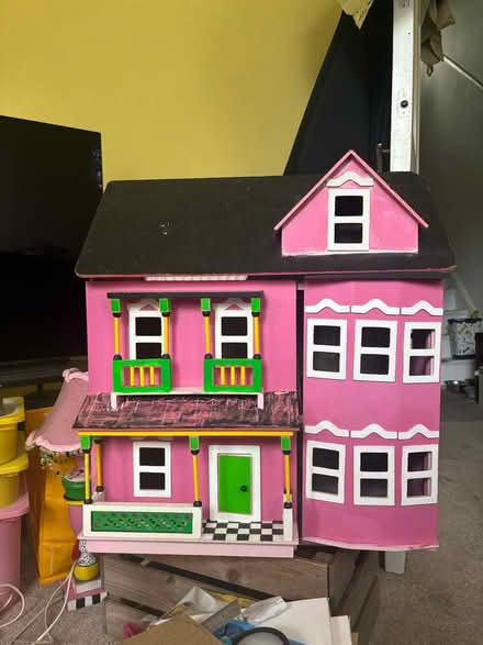 Photo of free Mid-renovation doll hosue (SE5) #1