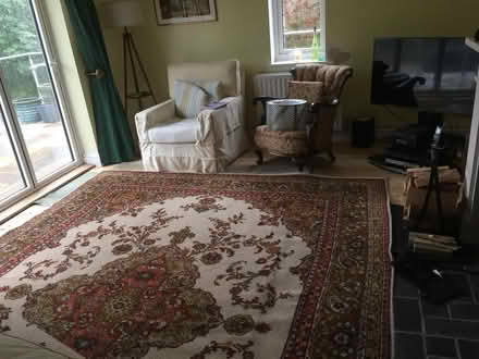 Photo of free Axminster type rug (Henfield BN5) #1