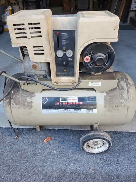 Photo of free 2 HP air compressor for parts (West Chelmsford) #1