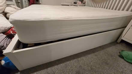 Photo of free Kingsize Ottoman bed (E15 Stratford/Plaistow) #3
