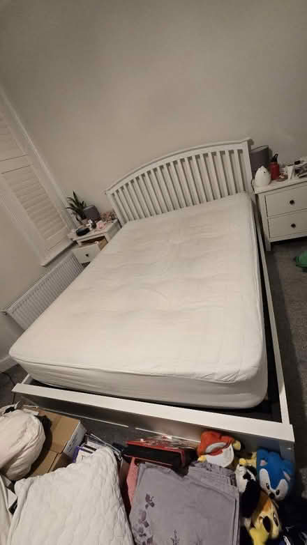 Photo of free Kingsize Ottoman bed (E15 Stratford/Plaistow) #1