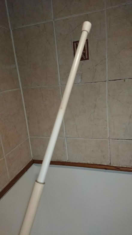Photo of free Tension rod (Harehills) #2