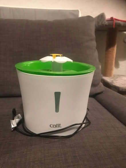 Photo of free Catit water fountain for cats (Cardonald, Glasgow, G52) #2