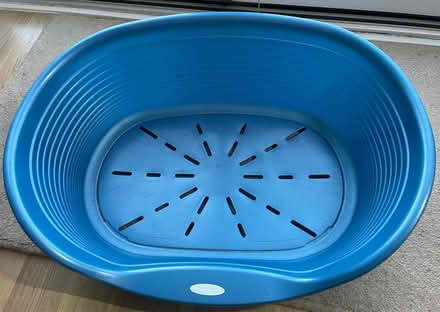 Photo of free Dog basket (Clanfield Hampshire PO8) #1