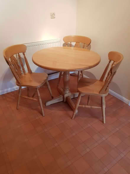 Photo of free Kitchen Table & Chairs (Winford BS40) #1