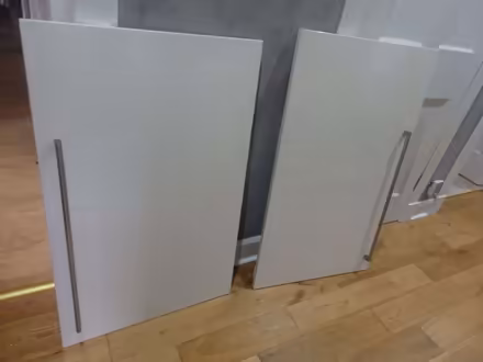 Photo of free 2 Kitchen unit doors with handles (Willowbrae EH8) #1