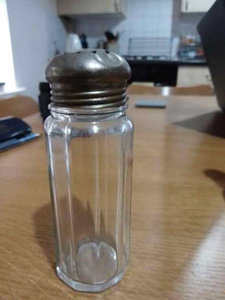 Photo of free Caster sugar shaker (Stroud GL10) #1