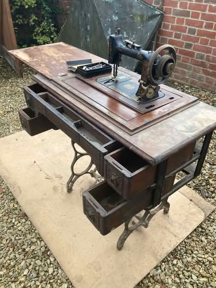 Photo of free Vintage sewing machine (Marden SN10) #1