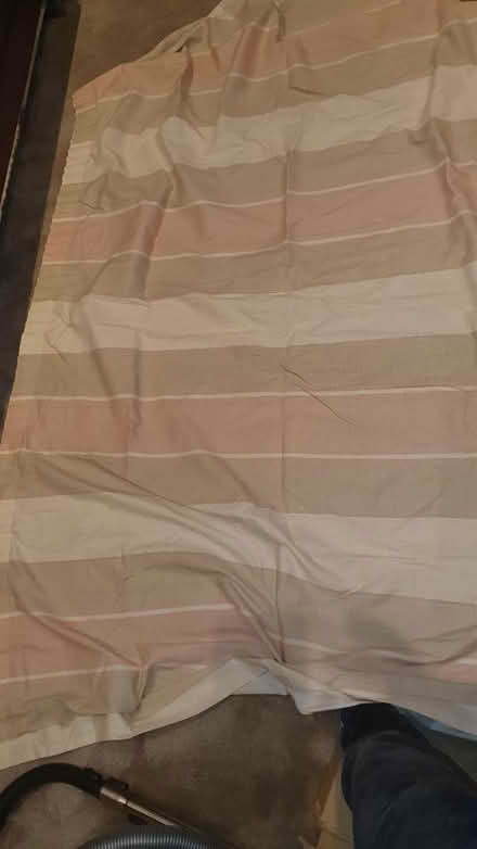 Photo of free Single Curtain 175cm x 220cm (Pinner HA5) #1