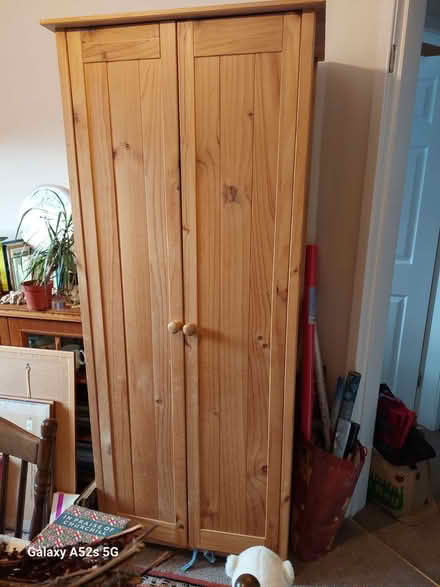 Photo of free Wardrobe (Gorsedd CH8) #1