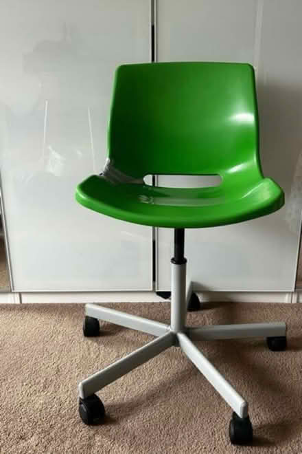 Photo of free Kids office chair (Temple Fortune, NW11) #1