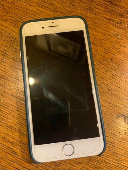 Photo of free SNAFU’d IPhone 6 (Yonge/Finch) #1