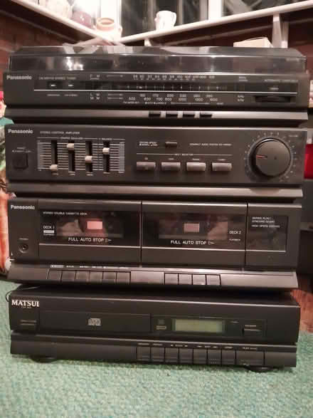 Photo of free Stereo Unit - No Speakers (DA1) #1