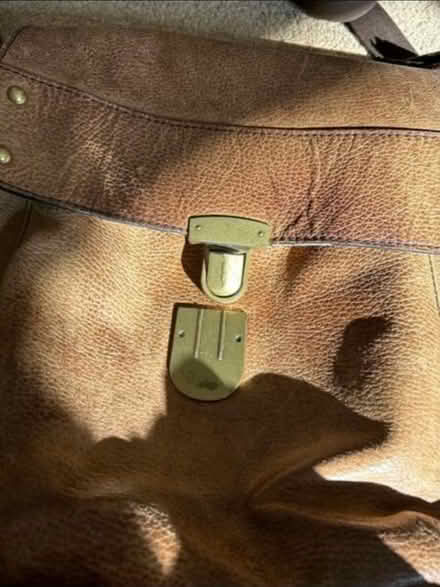 Photo of free M&S Leather Messenger Bag (Temple Fortune, NW11) #2