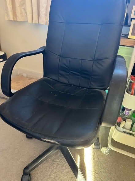 Photo of free Black office swivel chair (Titchfield, PO14) #1