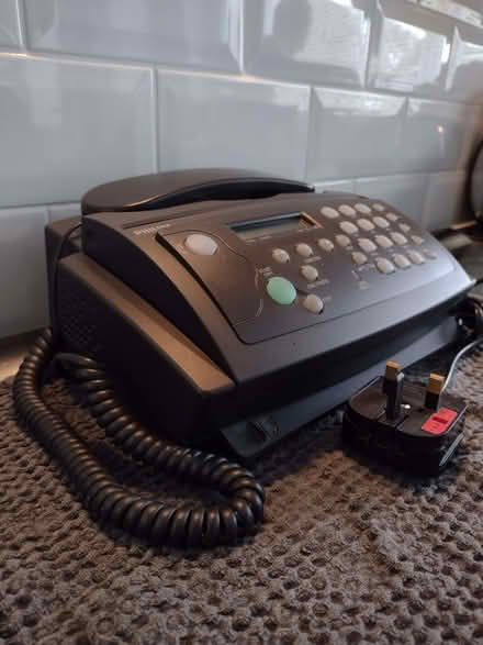 Photo of free Philips HFC-141 Telephone/Copier/Fax machine (Caton LA2) #3