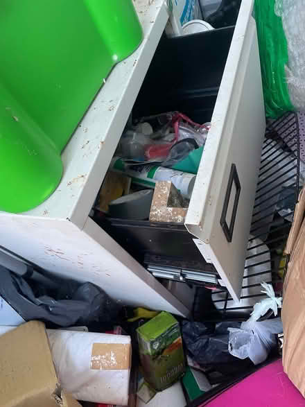 Photo of free 2 drawer metal filing cabinet (Hounslow, TW5) #2