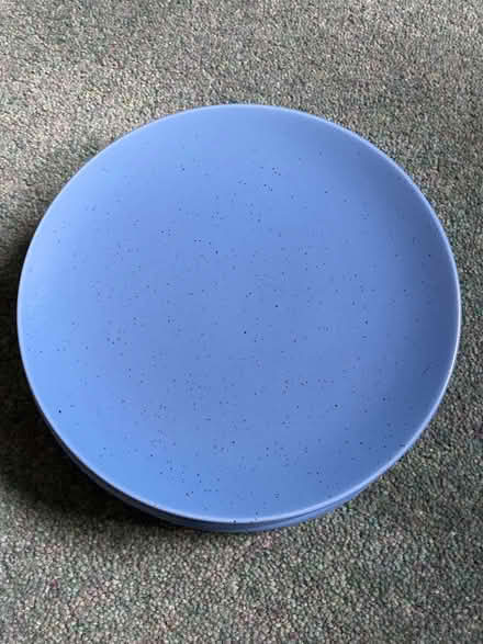 Photo of free Side plates - blue Ikea 20cm (Eltham, SE9) #1