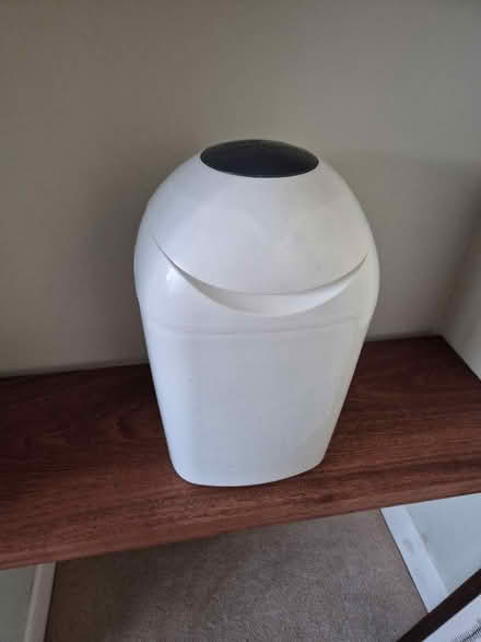 Photo of free Nappy bin (E4) #1