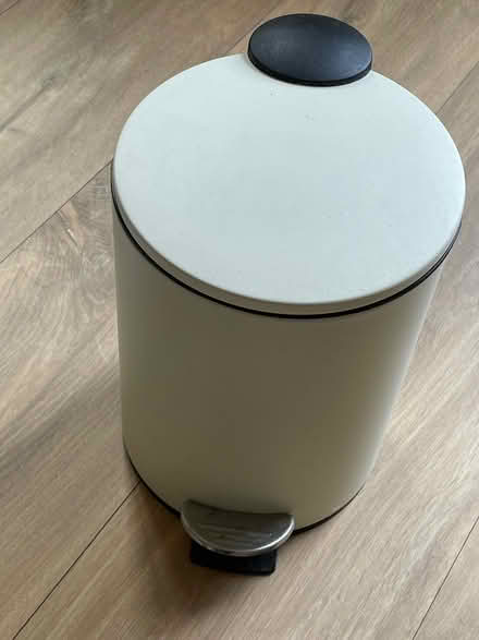Photo of free Small cream bathroom pedal bin (Denmead) #1