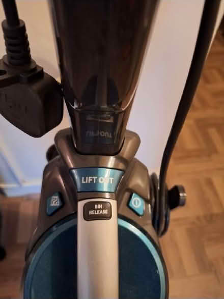 Photo of free Hoover *brushroll not spinning* (Rotherhithe SE16) #2