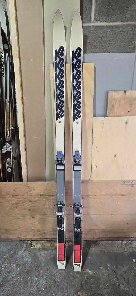 Photo of free Old style downhill skis for 6' tall (Bells Corners) #1