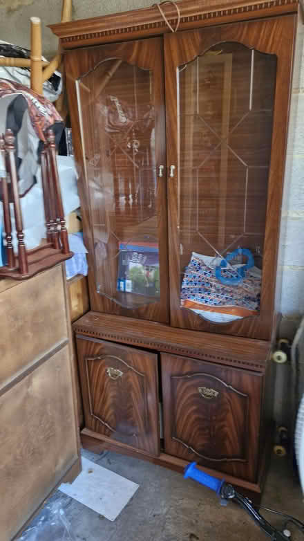Photo of free Display cabinet and TV, unit (Queensbury . BD13) #1