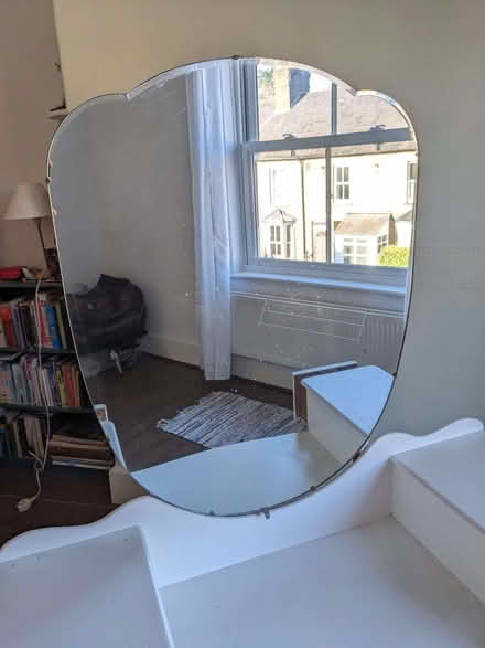 Photo of free Vintage dressing table (Bengeo SG14) #3