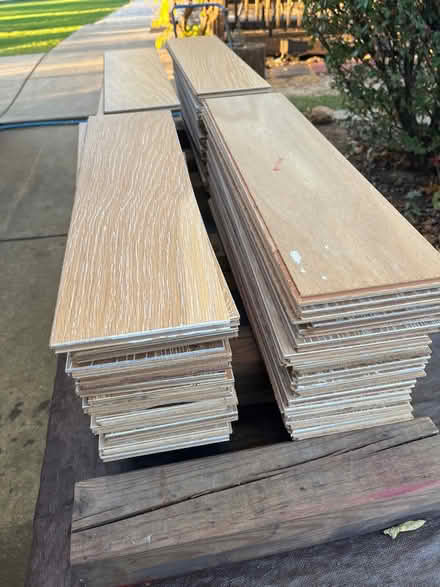 Photo of free Flooring planks (Near Marshall Road School) #1