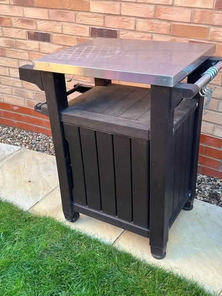 Photo of free Outdoor Kitchen BBQ Preparation Table (Maldon Wick CM9) #1