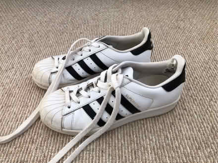 Photo of free Adidas Superstar Size 4 Junior UK Trainers (Hammerfield HP1) #1