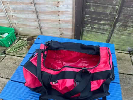 Photo of free Waterproof holdall (Tilekiln TN38) #2