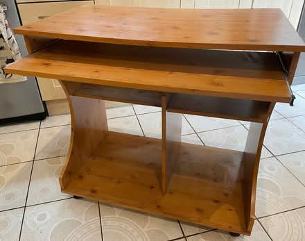 Photo of free Computer desk (Lightpill GL5) #1