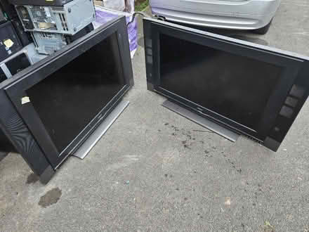 Photo of free Humax 40" tft tv with inbuilt vr (BS4) #1