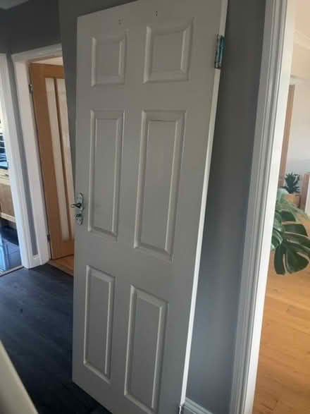 Photo of free White internal wood door with fittings (Princethorpe CV23) #1