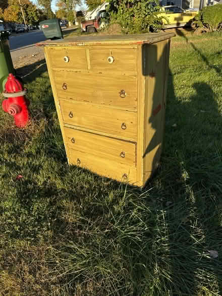 Photo of free Computer desk and chest of drawers (Shannon Airport/Sylvania Hts) #2